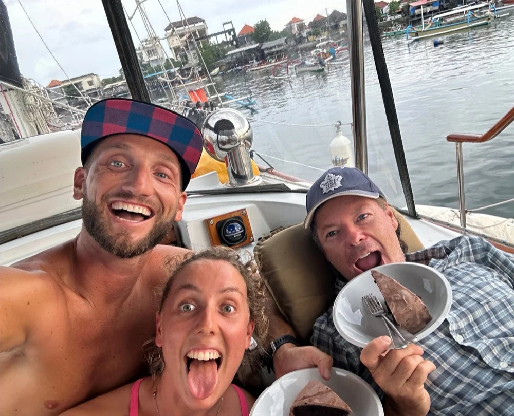 Sober Companion vs. Sober Coach vs. Sponsor: What's the Difference? - Zac Spowart | Nomadic Addictt