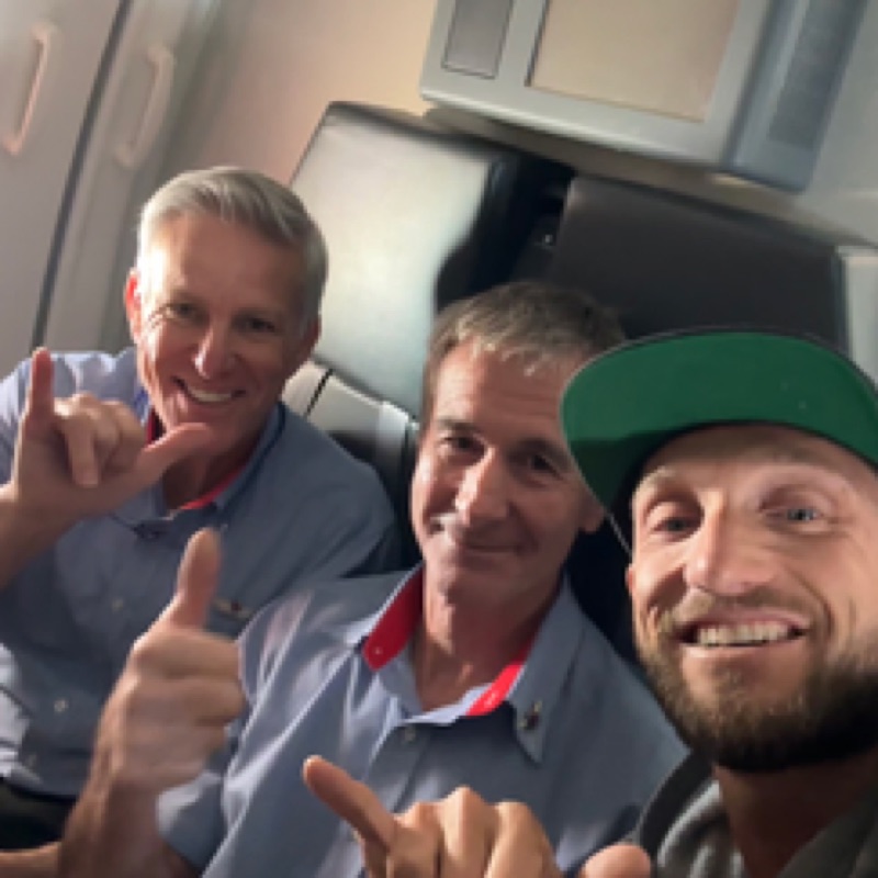 Making friends on the road, sober travel adventures